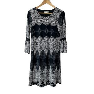 Neiman Marcus Black & White Embroidered Pattern Bell Sleeve Shift Dress Sz 8 New